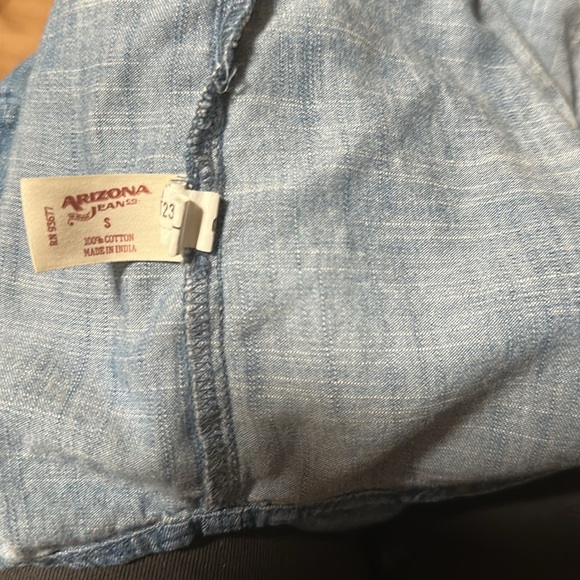 Arizona Jean Company Women's Blue Snap Front Denim Jacket Size S - Picture 7 of 7